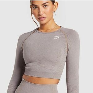 GYMSHARK Long Sleeve Crop Top Taupe Marl 
*Color sold out online